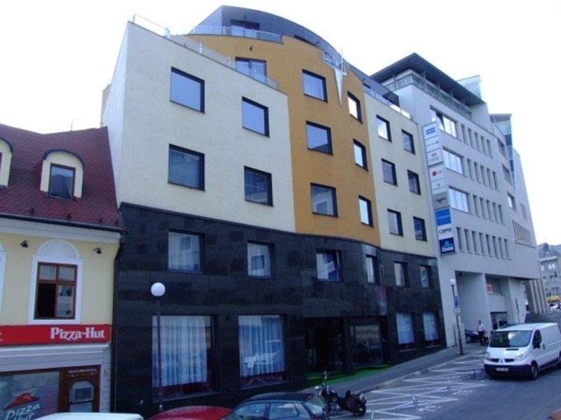 President Hotel Bratislava Exterior photo